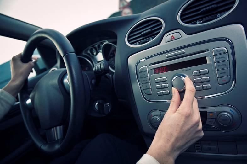 Ultimate Guide to Radio Advertising in the UAE